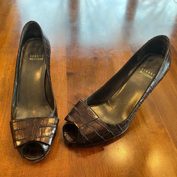 Stuart Weitzman open toed heel with bow - Picture 2 of 5